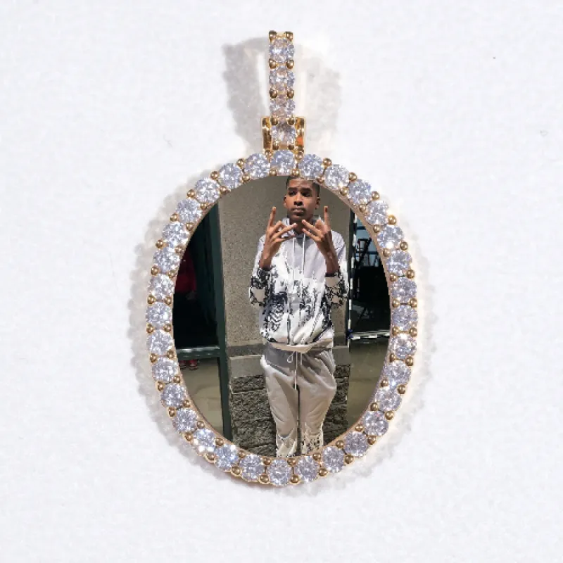 3D Oval Custom Picture Pendant made by The GUU Shop