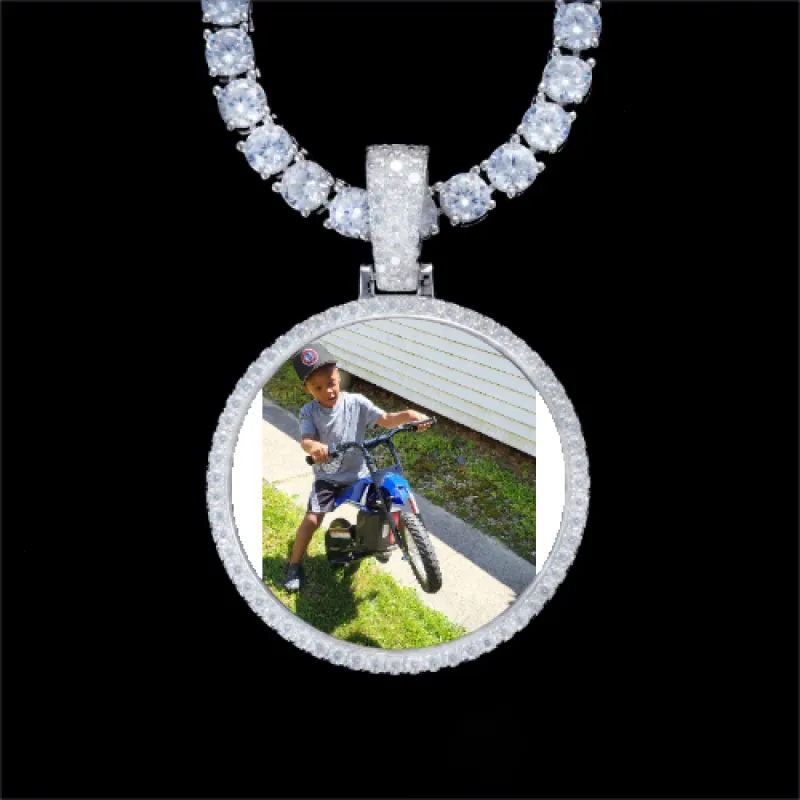 925S & VVS Moissanite 3D Circle Custom Picture Pendant sold by The GUU Shop