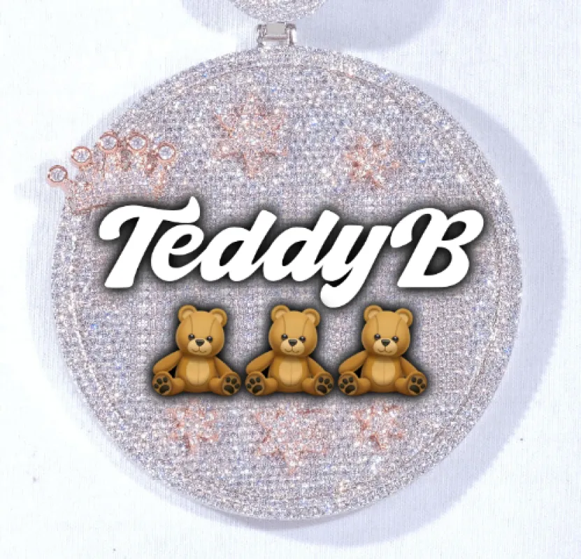 CUSTOM LETTER NECKLACE 3D BIG CROWN DISC sold by The GUU Shop