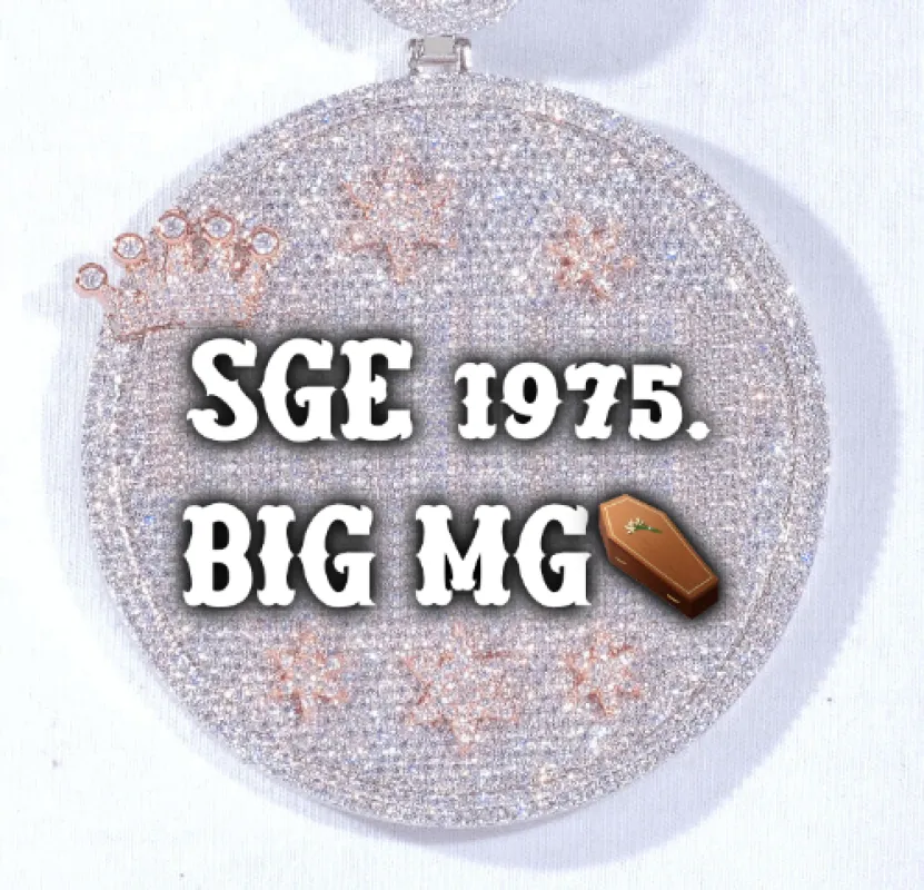 CUSTOM LETTER NECKLACE 3D BIG CROWN DISC made by The GUU Shop