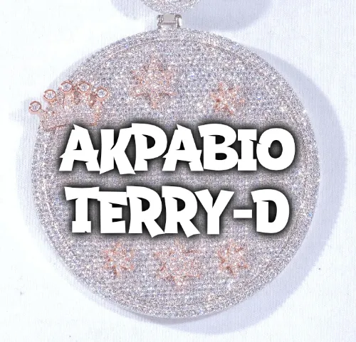 CUSTOM LETTER NECKLACE 3D BIG CROWN DISC sold by The GUU Shop