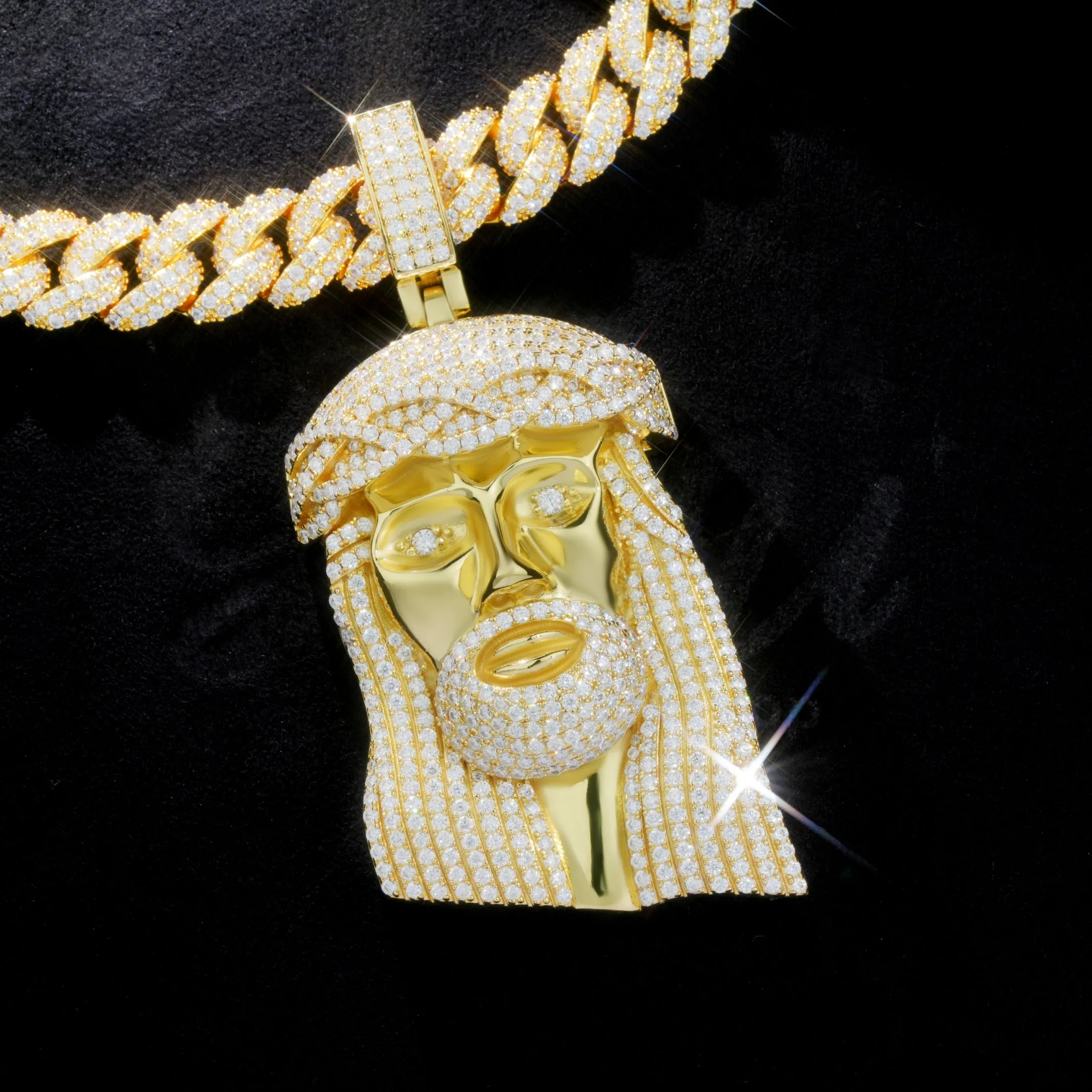 925S & VVS Moissanite Jesus In Gold sold by The GUU Shop product image thumbnail 2