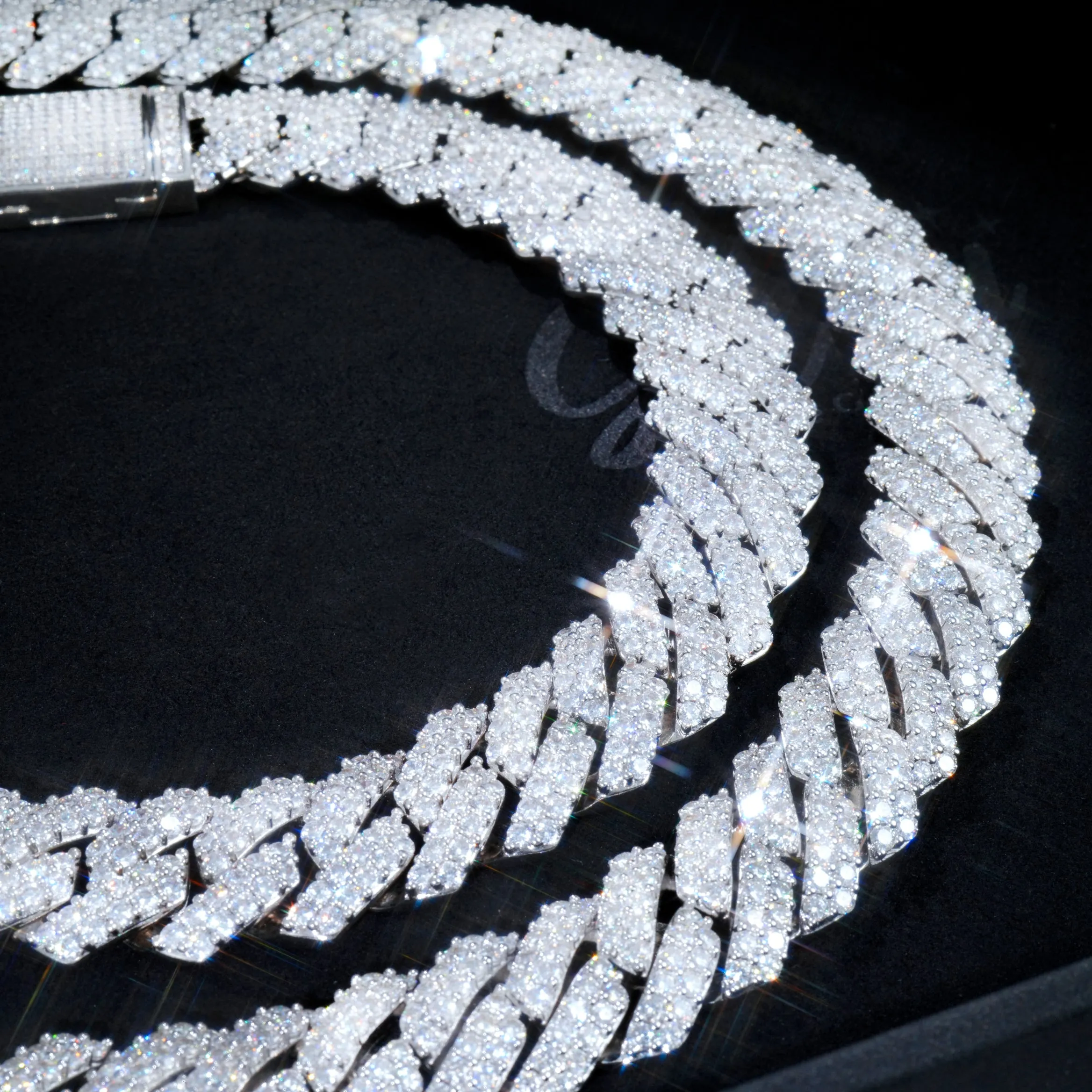 VVS Moissanite 20MM Prong Cuban Link Chain sold by The GUU Shop product image thumbnail 2