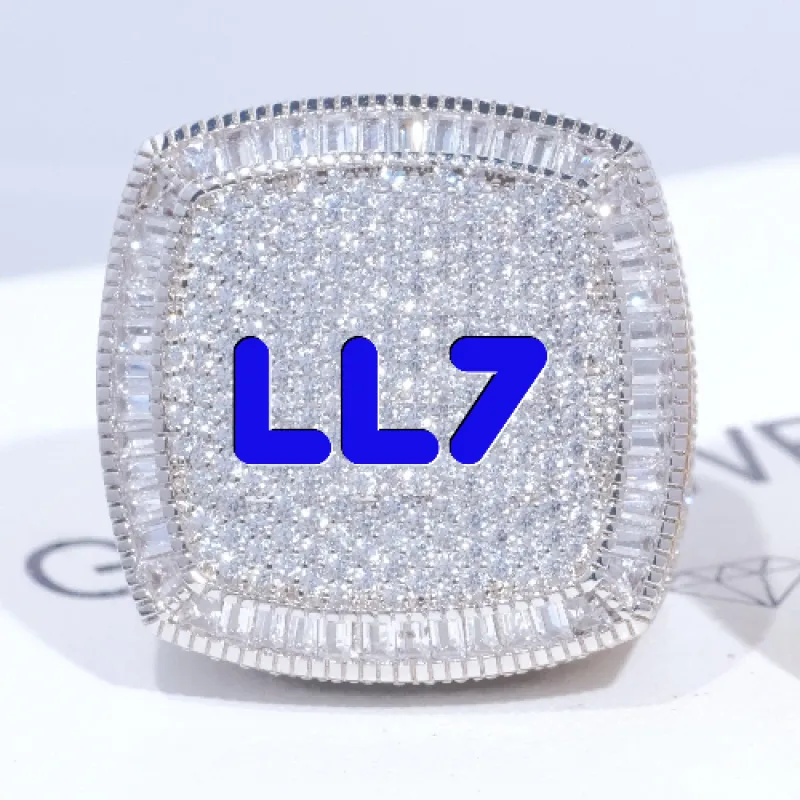 CUSTOM LETTER 3D ICED RING made by The GUU Shop