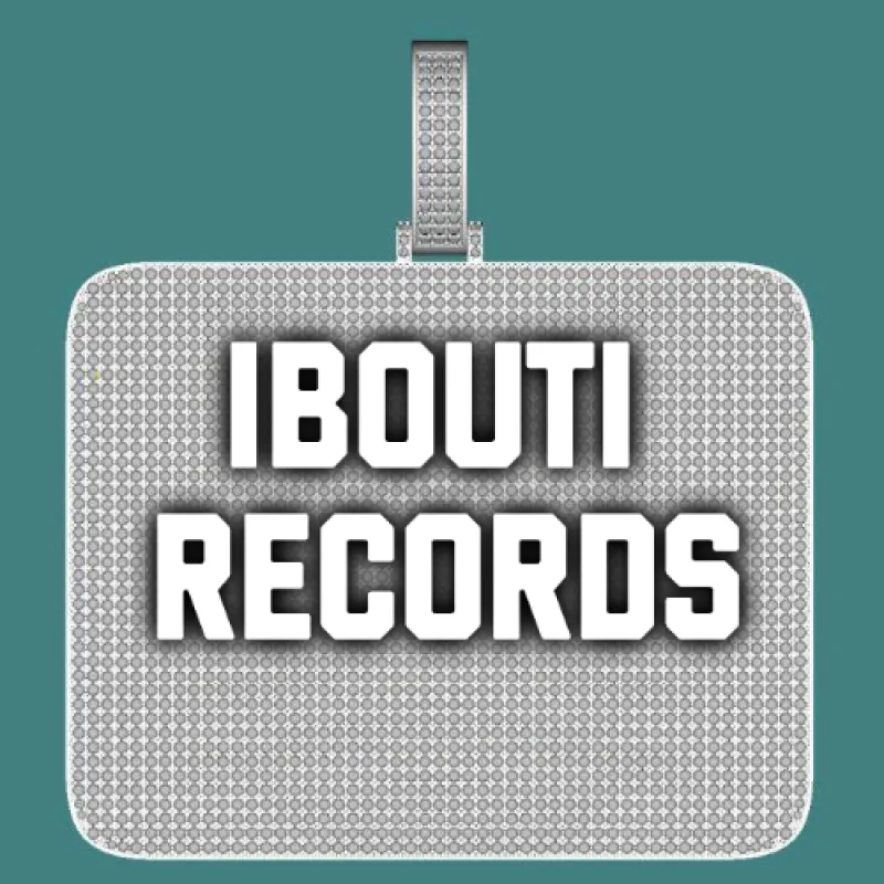 CUSTOM LETTER NECKLACE 3D BIG SQUARE made by The GUU Shop