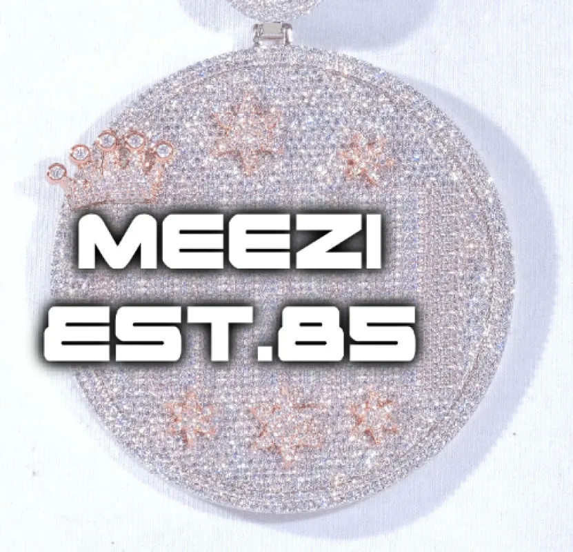 CUSTOM LETTER NECKLACE 3D BIG CROWN DISC made by The GUU Shop