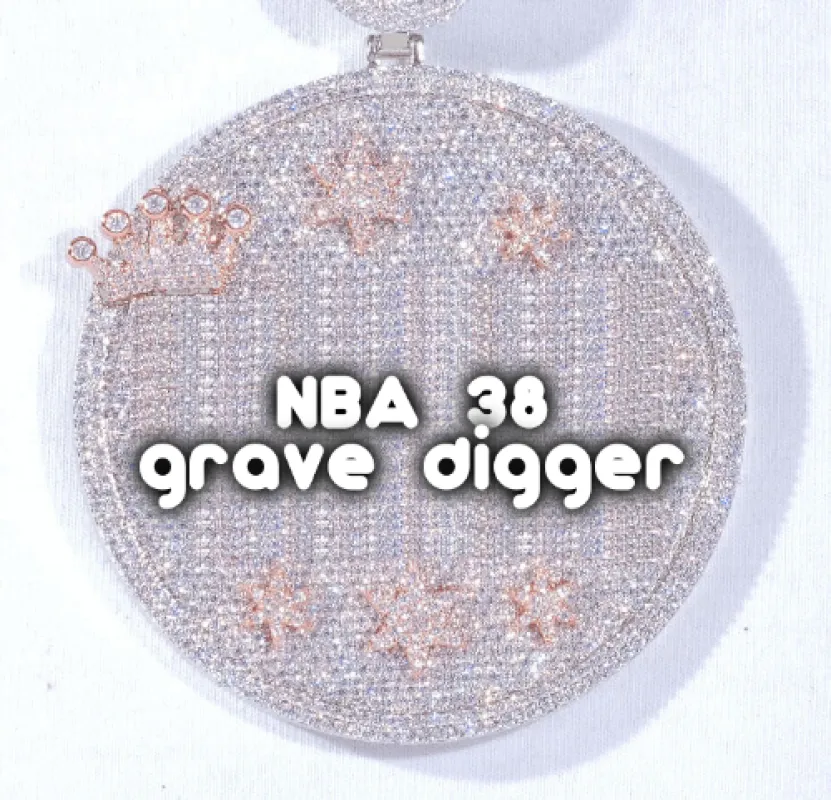 CUSTOM LETTER NECKLACE 3D BIG CROWN DISC made by The GUU Shop