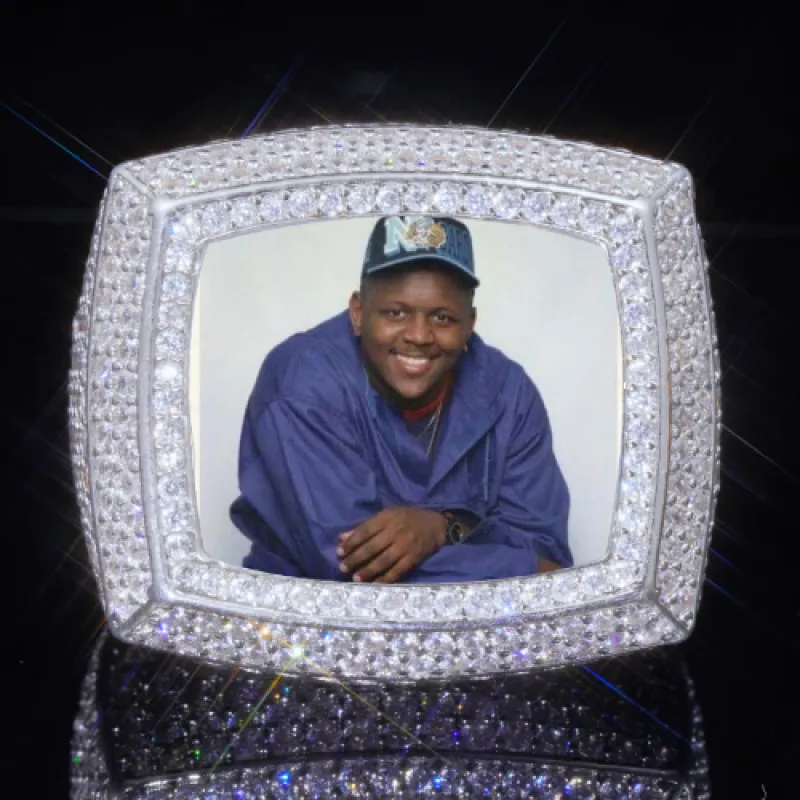 3D CUSTOM PICTURE ICED RING made by The GUU Shop