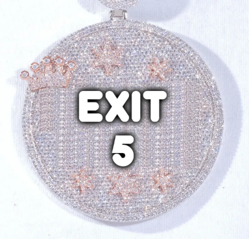 CUSTOM LETTER NECKLACE 3D BIG CROWN DISC made by The GUU Shop