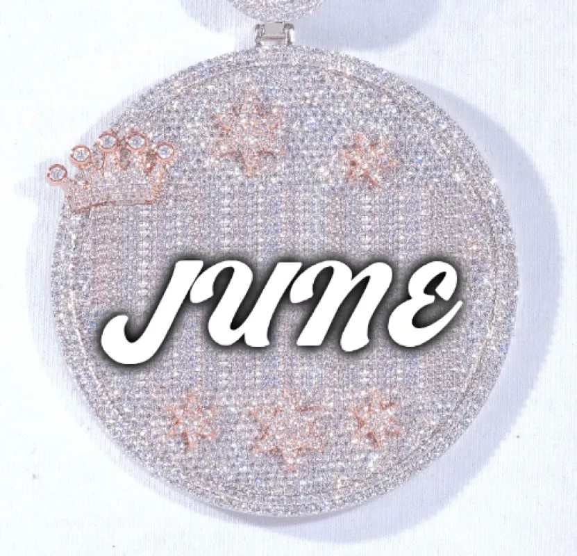 CUSTOM LETTER NECKLACE 3D BIG CROWN DISC made by The GUU Shop