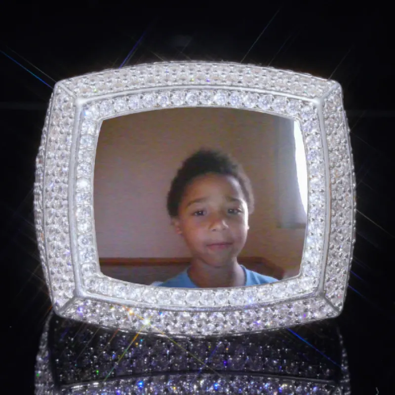 3D CUSTOM PICTURE ICED RING made by The GUU Shop
