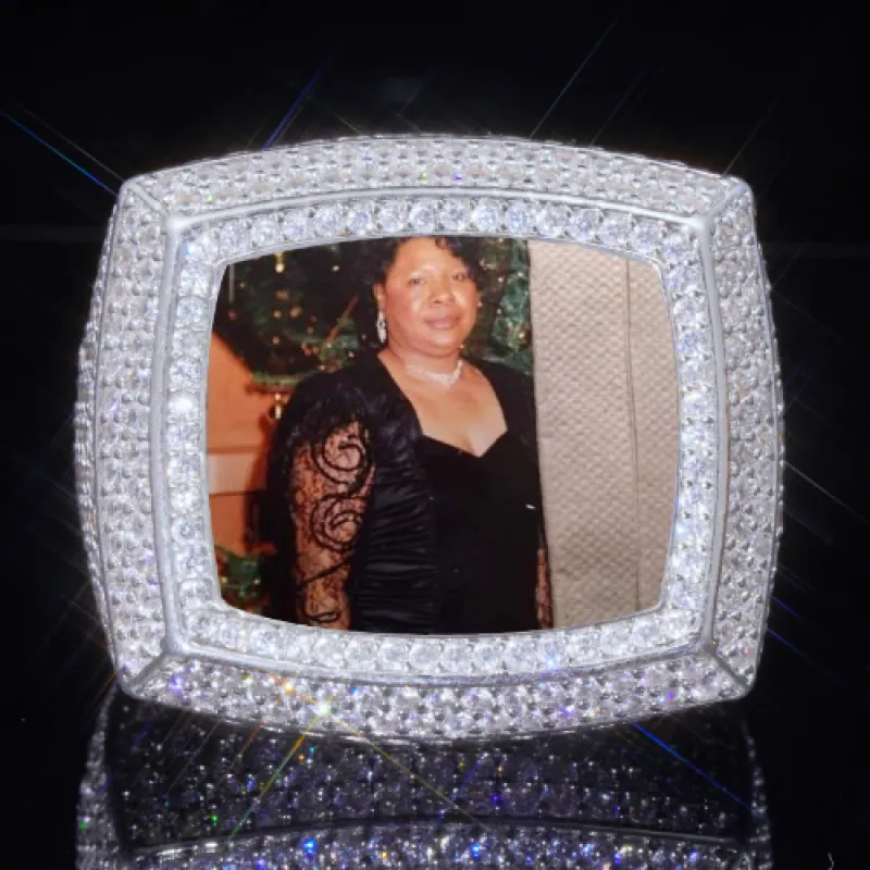 3D CUSTOM PICTURE ICED RING made by The GUU Shop