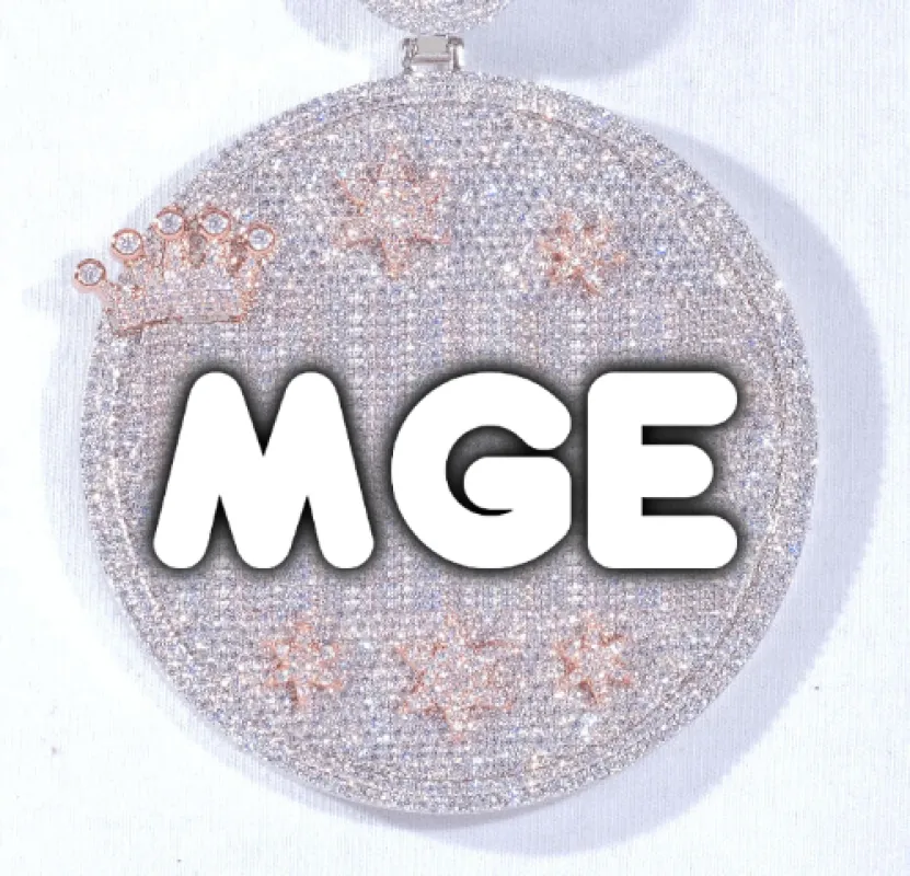 CUSTOM LETTER NECKLACE 3D BIG CROWN DISC made by The GUU Shop