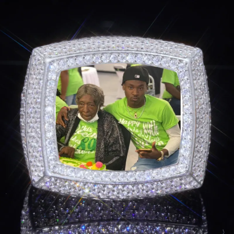 3D CUSTOM PICTURE ICED RING made by The GUU Shop
