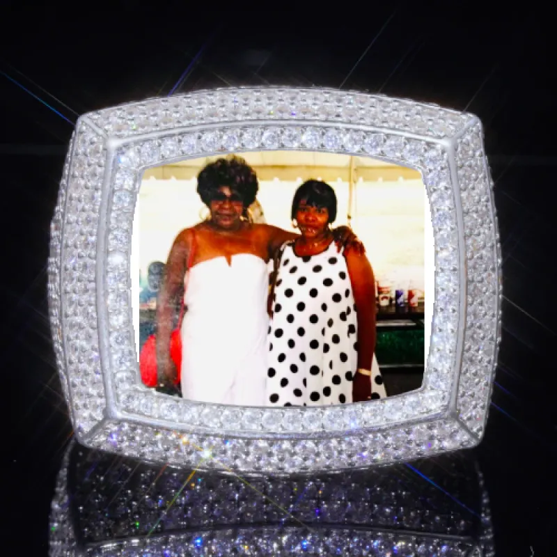 3D CUSTOM PICTURE ICED RING made by The GUU Shop