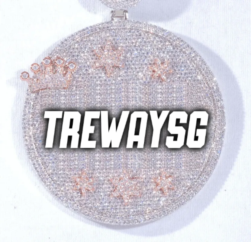 CUSTOM LETTER NECKLACE 3D BIG CROWN DISC made by The GUU Shop