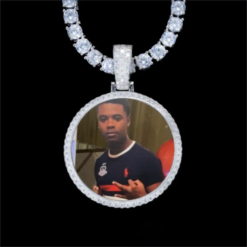 925S & VVS Moissanite 3D Circle Custom Picture Pendant made by The GUU Shop