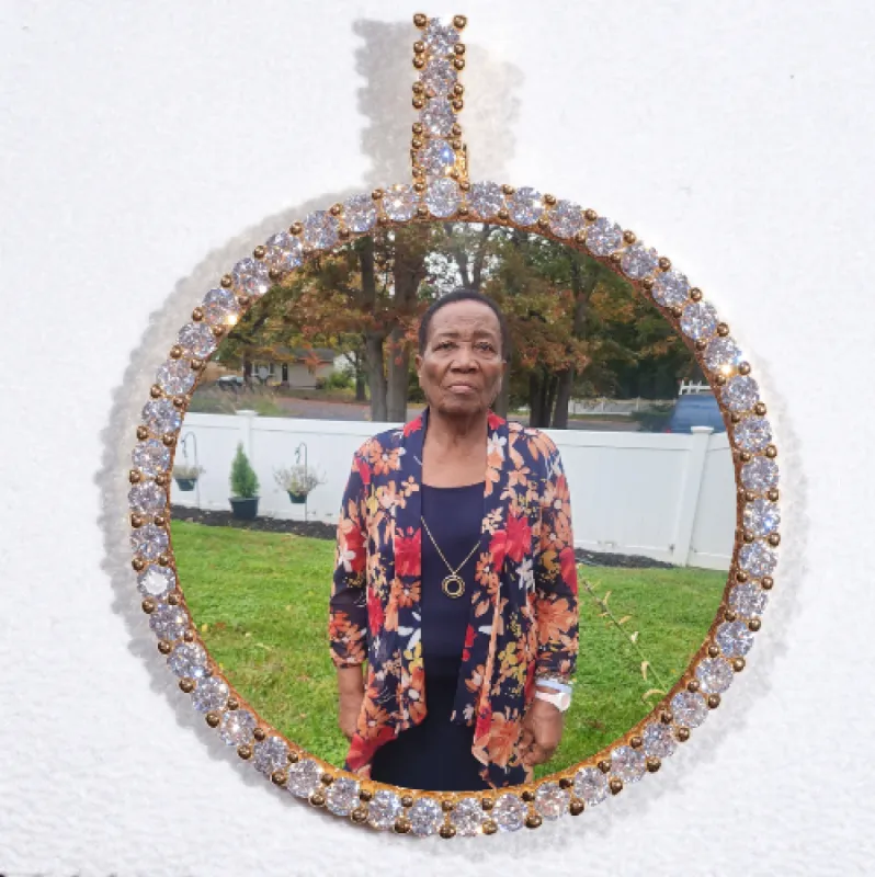 LARGE 3D CIRCLE CUSTOM PICTURE PENDANT sold by The GUU Shop