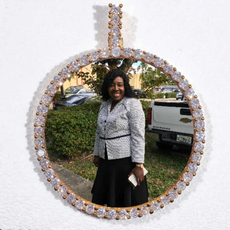 LARGE 3D CIRCLE CUSTOM PICTURE PENDANT sold by The GUU Shop