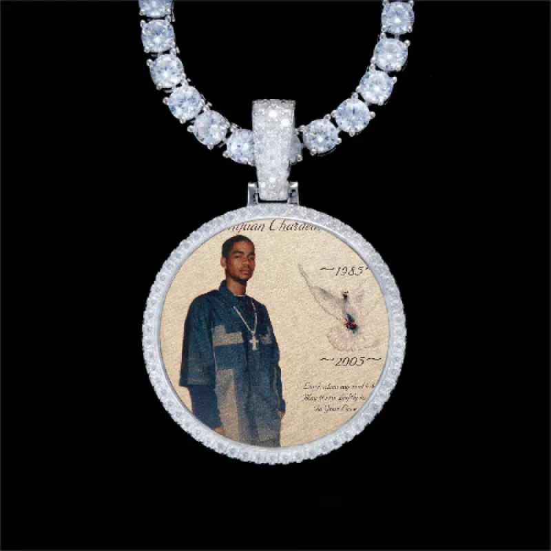 925S & VVS Moissanite 3D Circle Custom Picture Pendant made by The GUU Shop