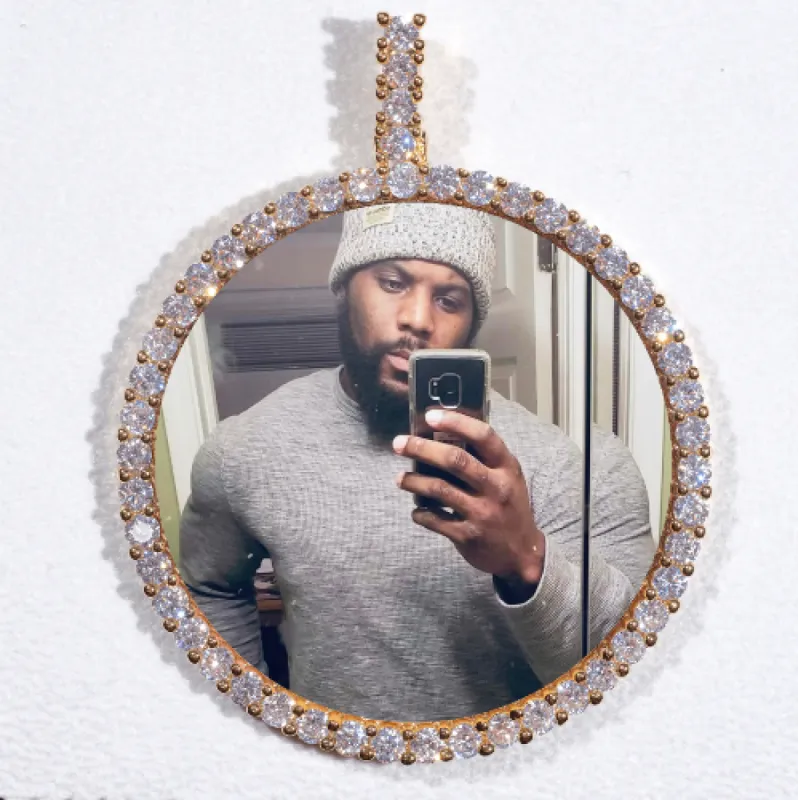 LARGE 3D CIRCLE CUSTOM PICTURE PENDANT made by The GUU Shop