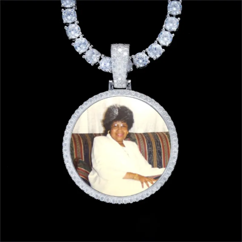 925S & VVS Moissanite 3D Circle Custom Picture Pendant sold by The GUU Shop