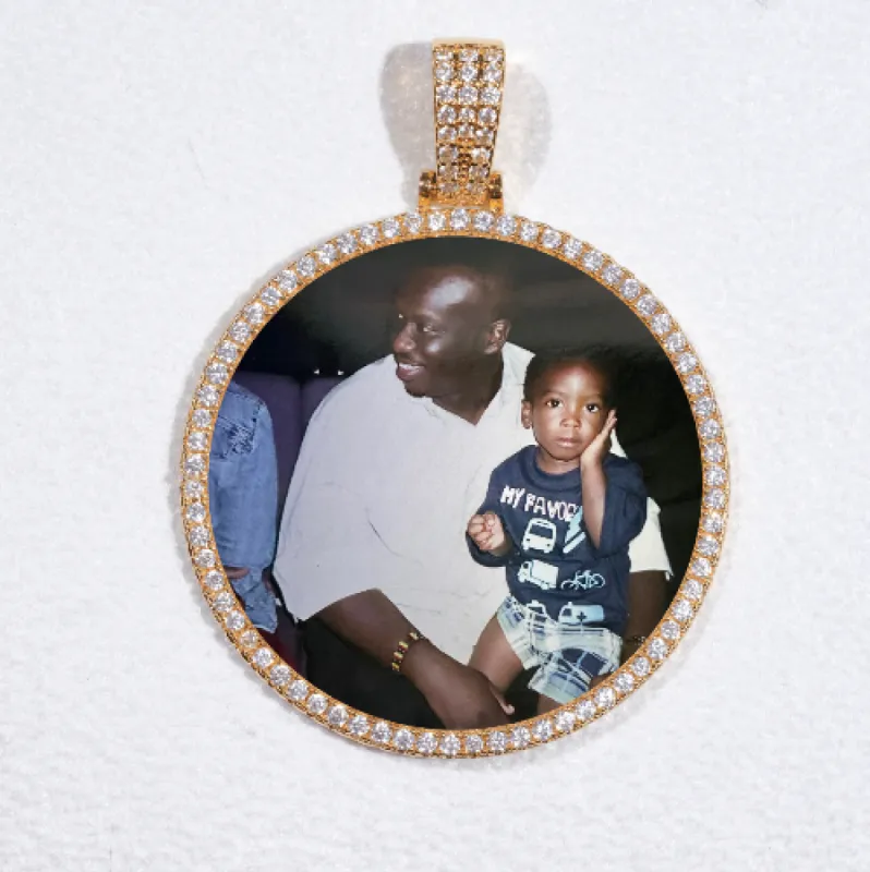 MEDIUM 3D CIRCLE CUSTOM PICTURE PENDANT sold by The GUU Shop