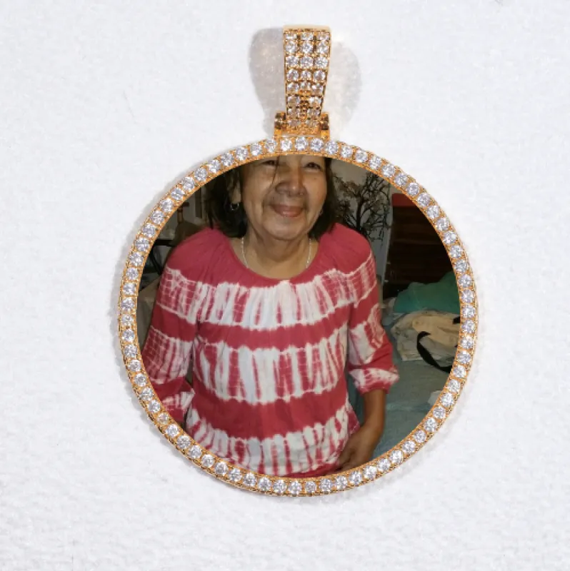 MEDIUM 3D CIRCLE CUSTOM PICTURE PENDANT sold by The GUU Shop