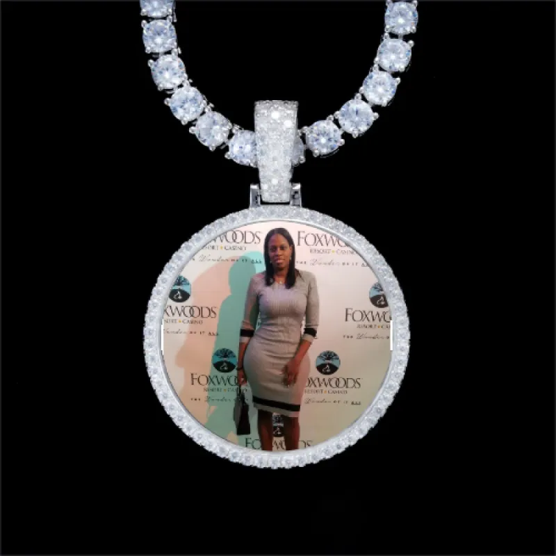 925S & VVS Moissanite 3D Circle Custom Picture Pendant sold by The GUU Shop