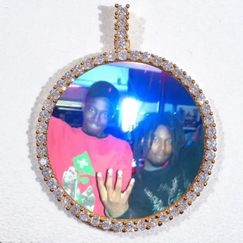 LARGE 3D CIRCLE CUSTOM PICTURE PENDANT made by The GUU Shop