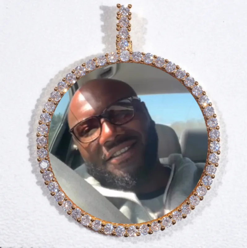 LARGE 3D CIRCLE CUSTOM PICTURE PENDANT made by The GUU Shop