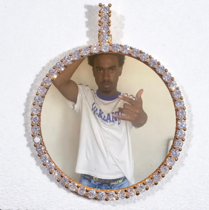 LARGE 3D CIRCLE CUSTOM PICTURE PENDANT made by The GUU Shop