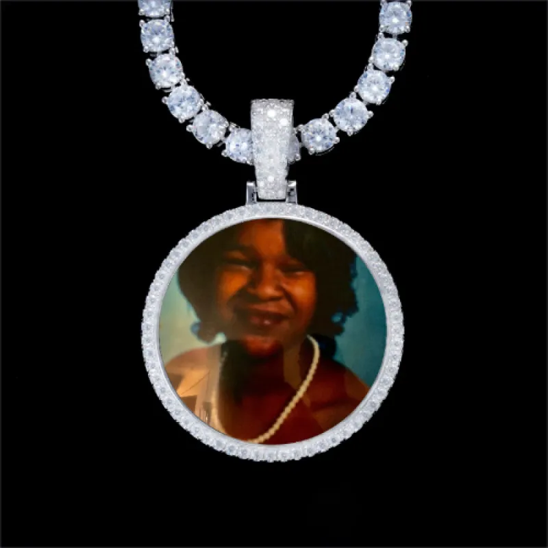 925S & VVS Moissanite 3D Circle Custom Picture Pendant sold by The GUU Shop