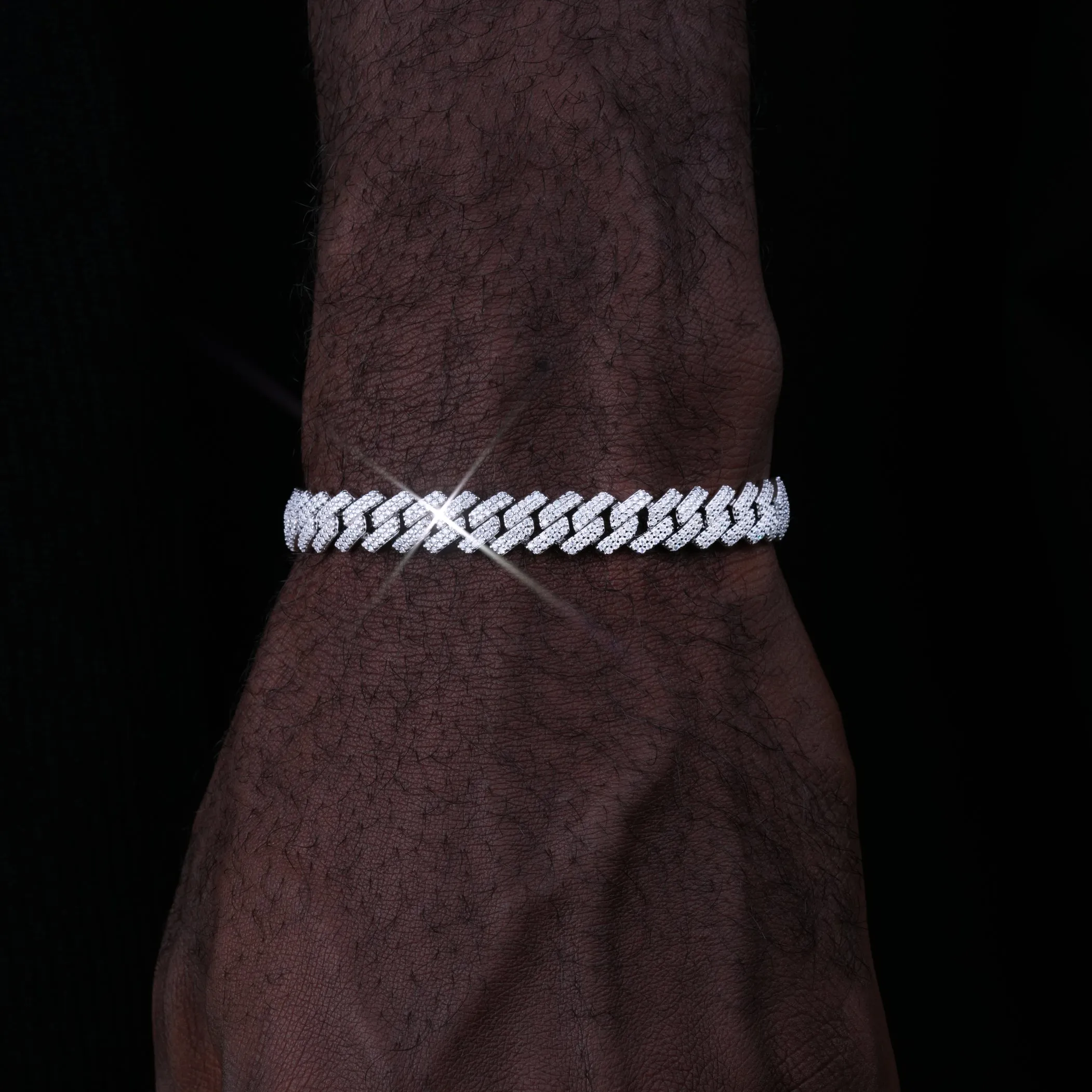 925S & VVS Moissanite 8.5MM Prong Cuban Bracelet sold by The GUU Shop product image thumbnail 5
