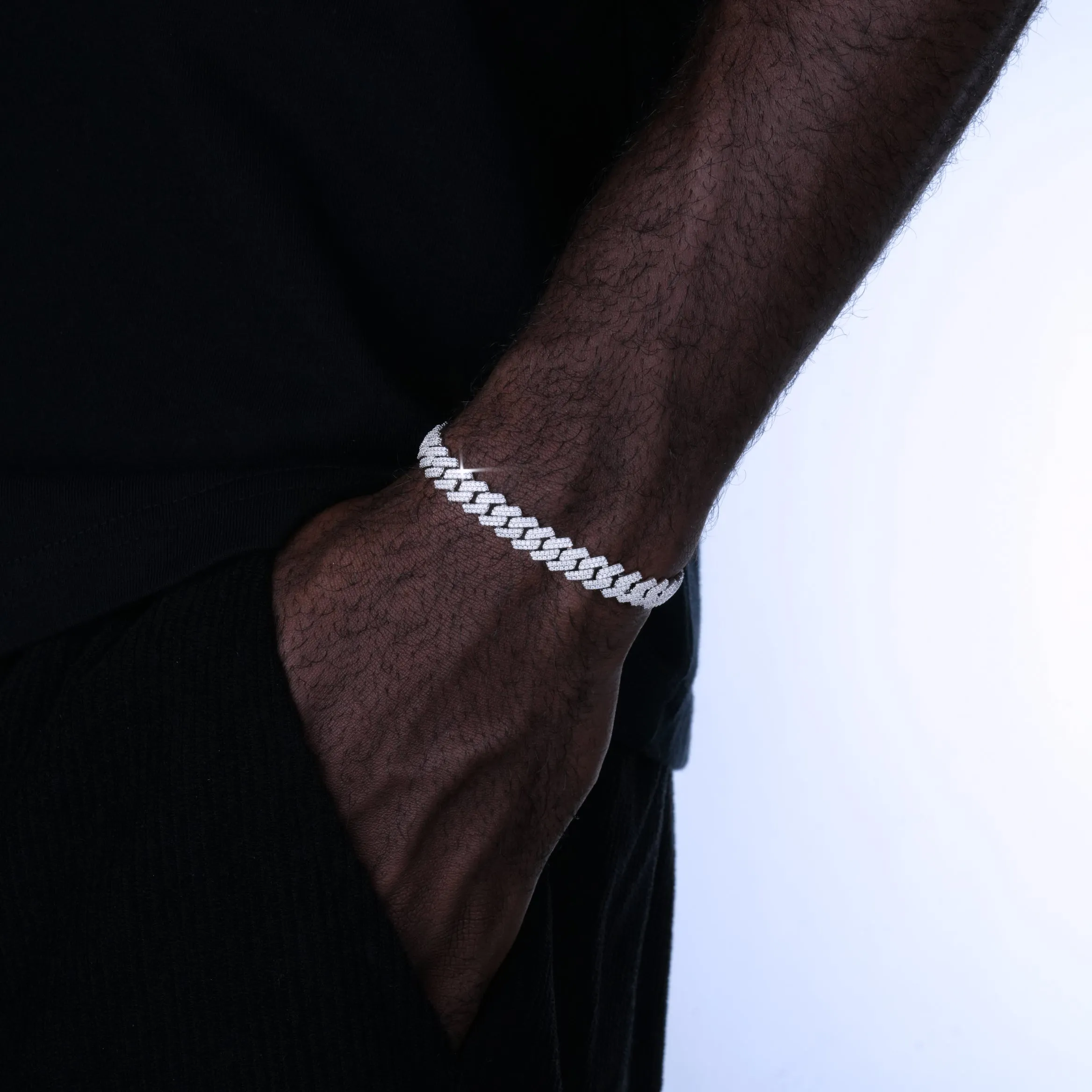 925S & VVS Moissanite 8.5MM Prong Cuban Bracelet sold by The GUU Shop product image thumbnail 4