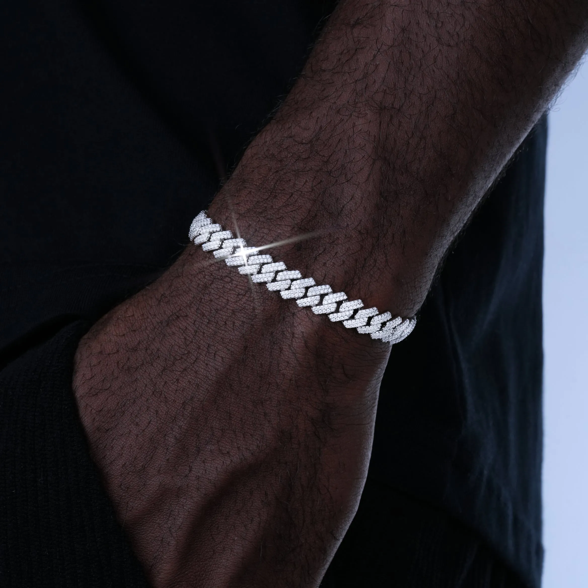 925S & VVS Moissanite 8.5MM Prong Cuban Bracelet sold by The GUU Shop product image thumbnail 2