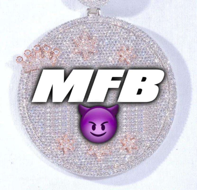 CUSTOM LETTER NECKLACE 3D BIG CROWN DISC made by The GUU Shop