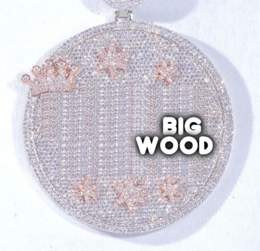 CUSTOM LETTER NECKLACE 3D BIG CROWN DISC made by The GUU Shop