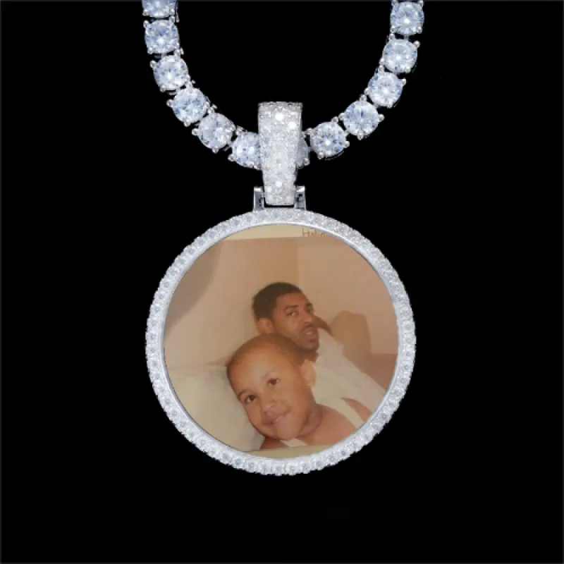 925S & VVS Moissanite 3D Circle Custom Picture Pendant made by The GUU Shop