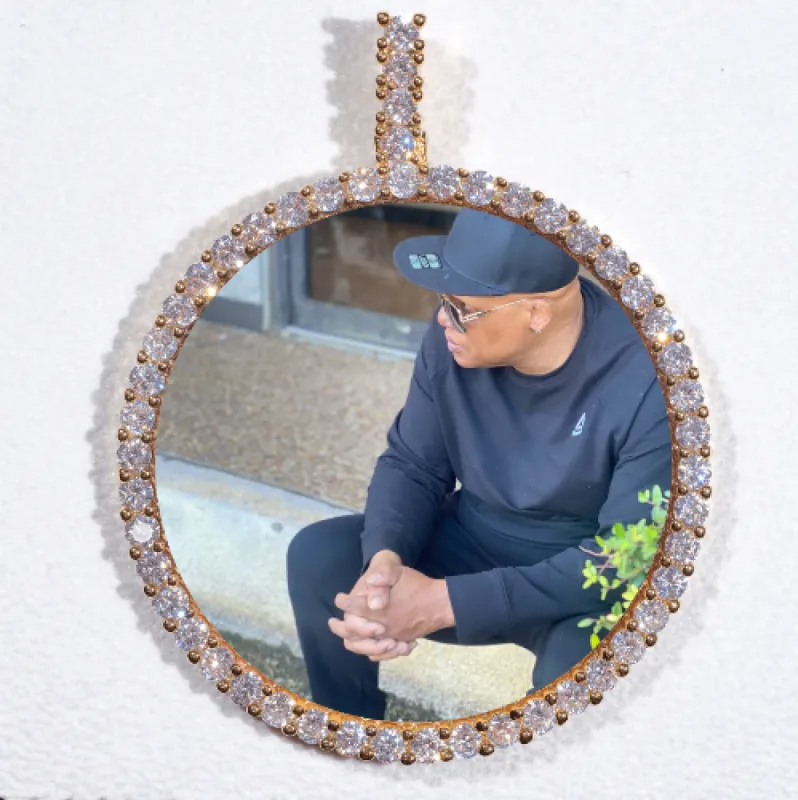 LARGE 3D CIRCLE CUSTOM PICTURE PENDANT sold by The GUU Shop