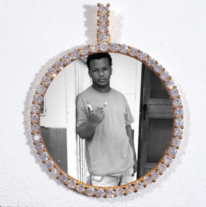LARGE 3D CIRCLE CUSTOM PICTURE PENDANT made by The GUU Shop