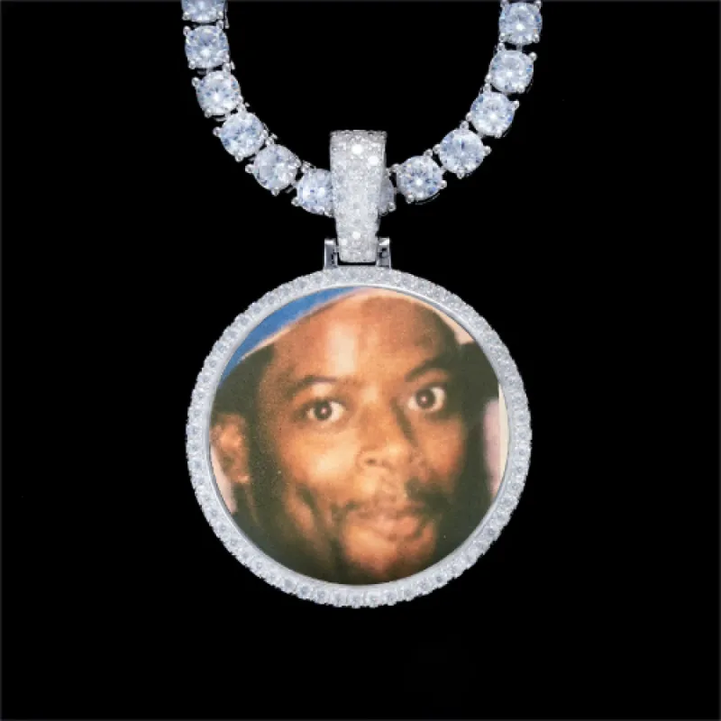 925S & VVS Moissanite 3D Circle Custom Picture Pendant made by The GUU Shop