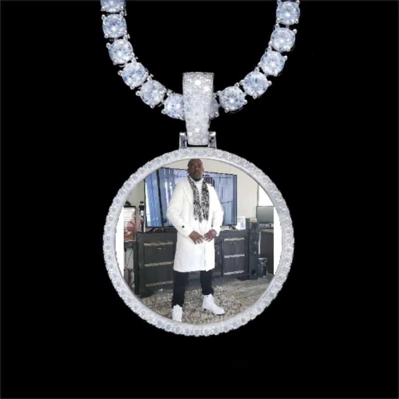 925S & VVS Moissanite 3D Circle Custom Picture Pendant sold by The GUU Shop