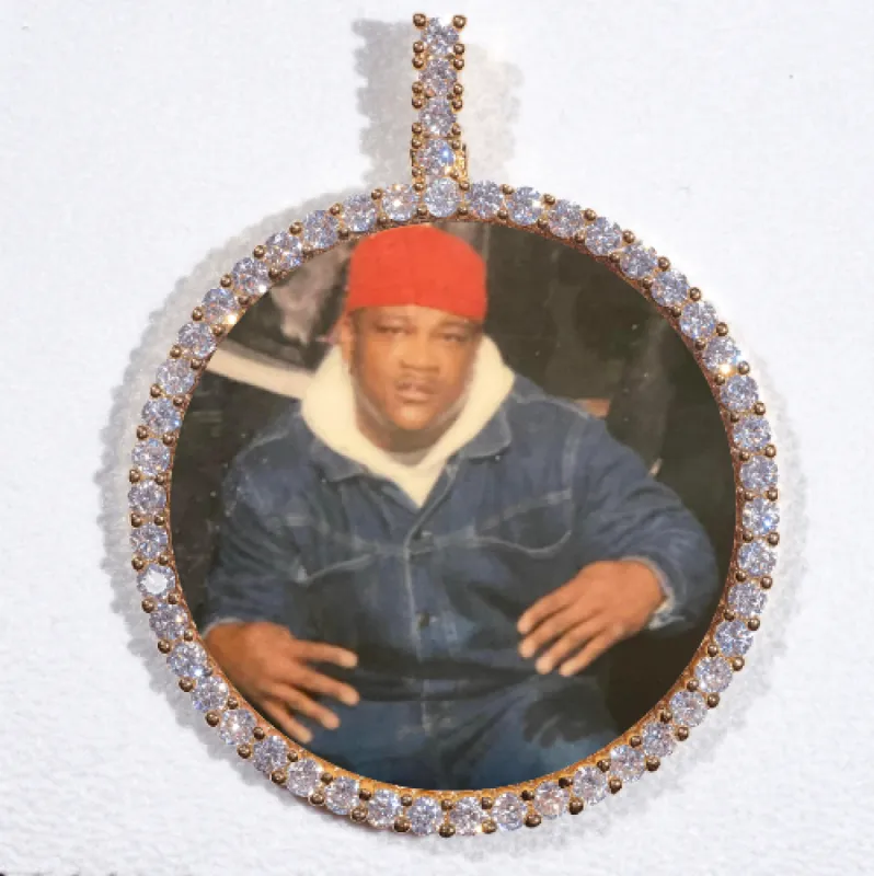 LARGE 3D CIRCLE CUSTOM PICTURE PENDANT made by The GUU Shop