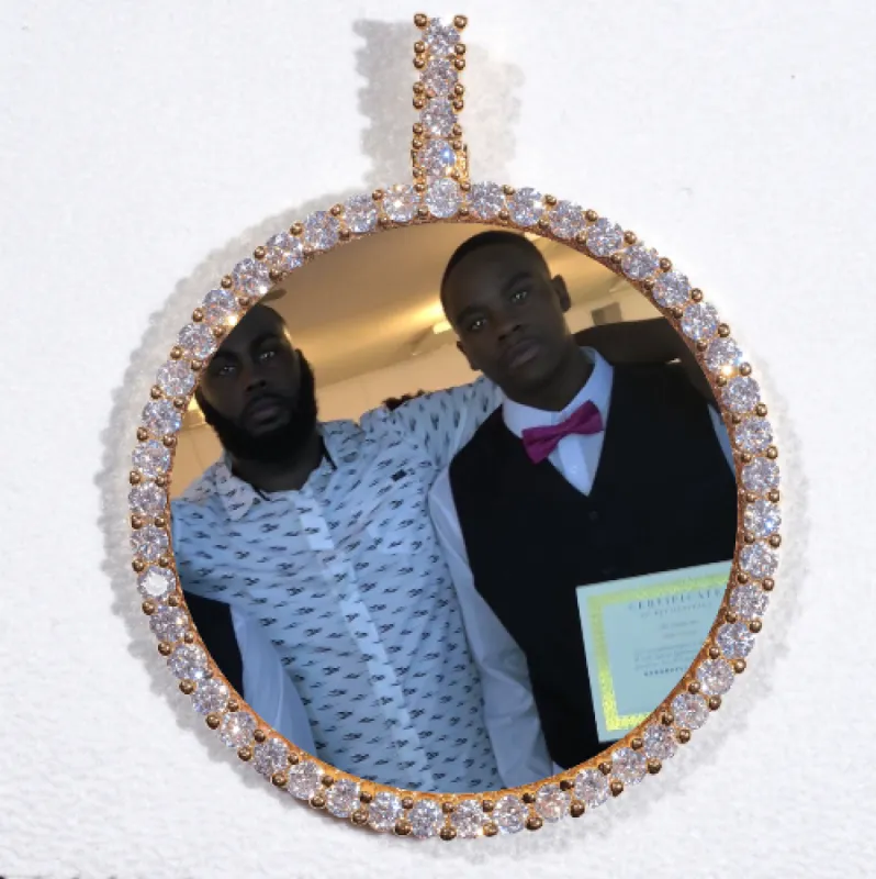 LARGE 3D CIRCLE CUSTOM PICTURE PENDANT made by The GUU Shop