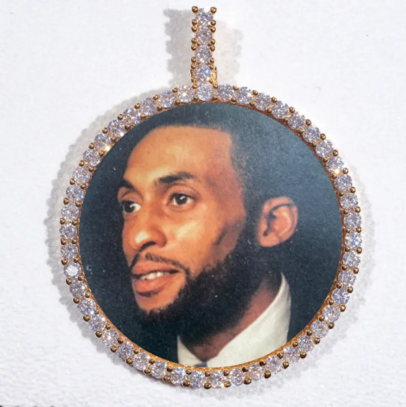 LARGE 3D CIRCLE CUSTOM PICTURE PENDANT made by The GUU Shop