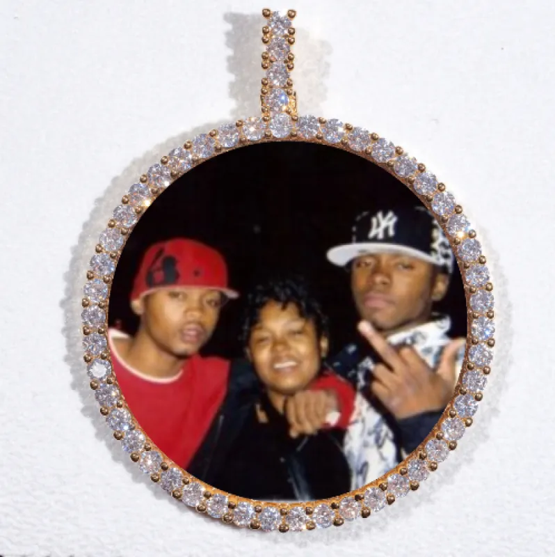 LARGE 3D CIRCLE CUSTOM PICTURE PENDANT made by The GUU Shop