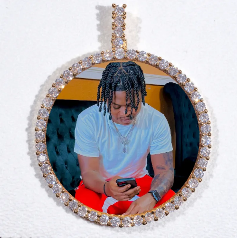 LARGE 3D CIRCLE CUSTOM PICTURE PENDANT made by The GUU Shop