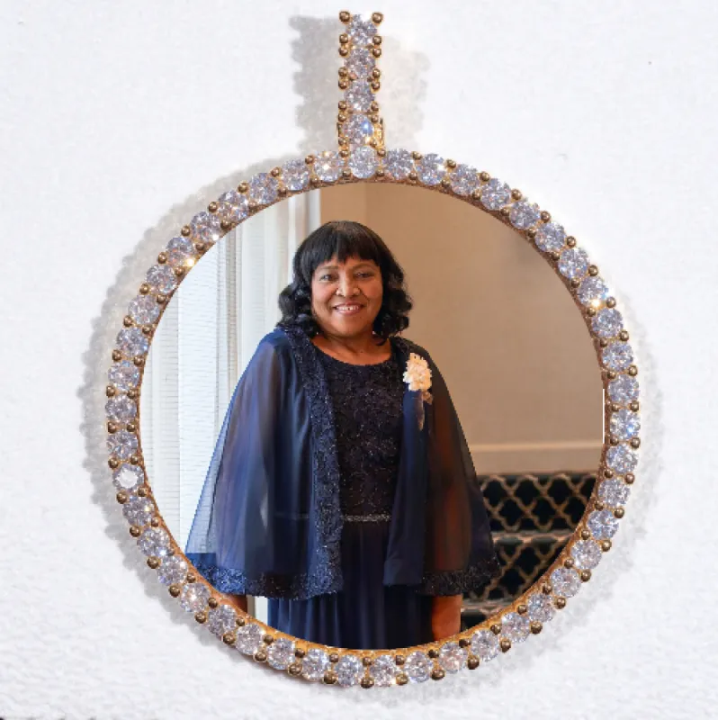 LARGE 3D CIRCLE CUSTOM PICTURE PENDANT sold by The GUU Shop