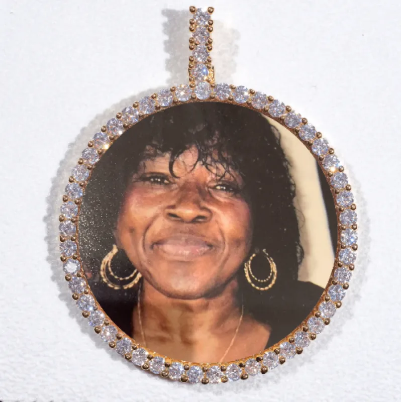 LARGE 3D CIRCLE CUSTOM PICTURE PENDANT sold by The GUU Shop